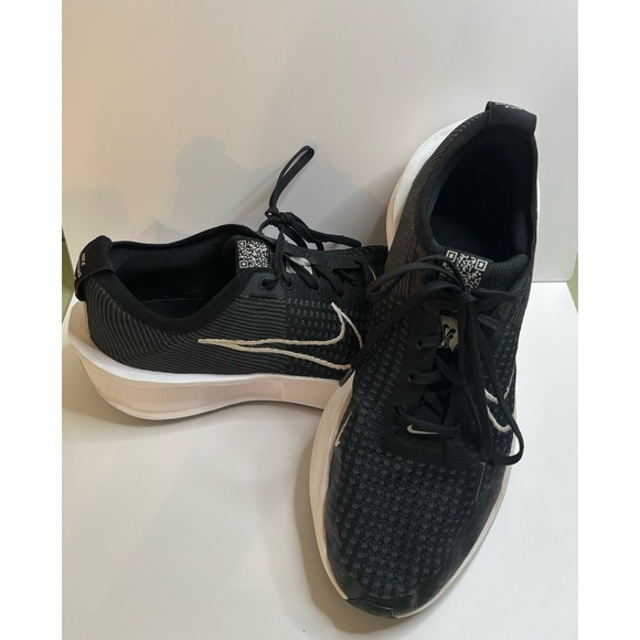 Nike Shoes - Nike Interact Run road running shoes-Mens size 9
